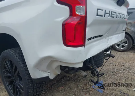 2020 Chevrolet Silverado 1500 4Wd Short Bed Rst z USA, uszkodzony, nr VIN 3GCUYEED1LG240824